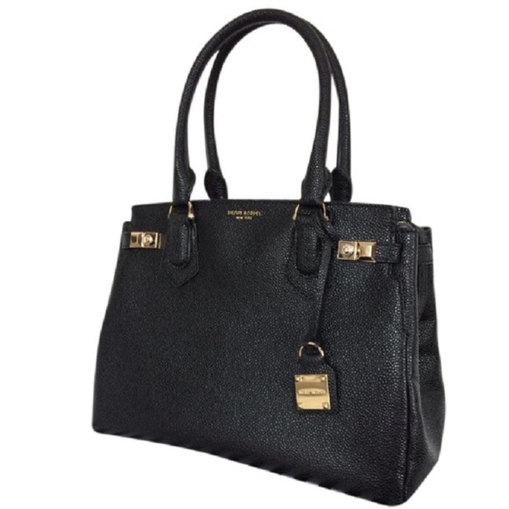 Henri Bendel Carlyle purse black caviar le…